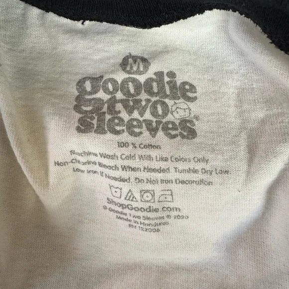 Good Two Sleeves Yellowstone National Park Graphic Jersey Shirt M - Picture 3 of 3